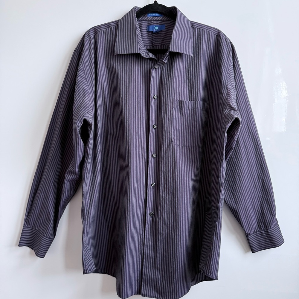 Egara Men's Purple Striped Non-Iron Dress Shirt Size 17 34/35 Slim Fit